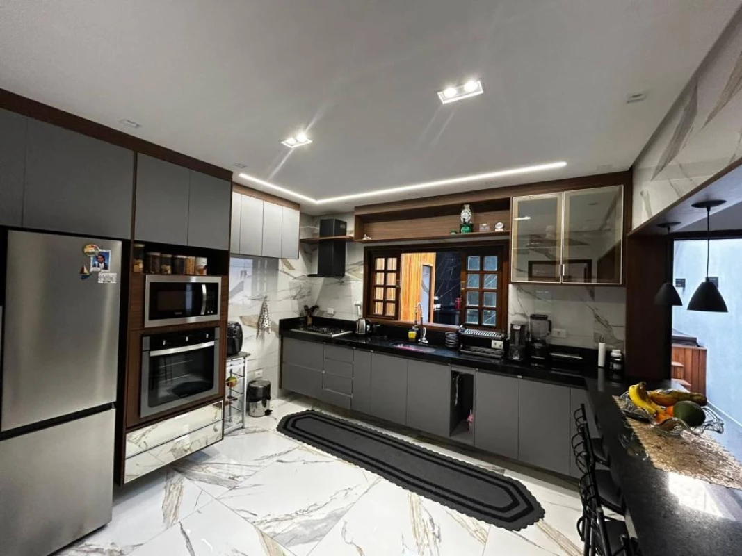 Foto 7: Sobrado 3 dormitórios com Área Gourmet e Jacuzzi no Parque Urupês