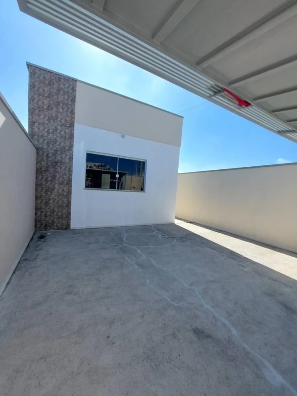 Foto 2: CASA 2 DORMITÓRIOS COM SUÍTE  NOVA NO AREÃO